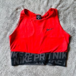 Nike Pro Crop Top